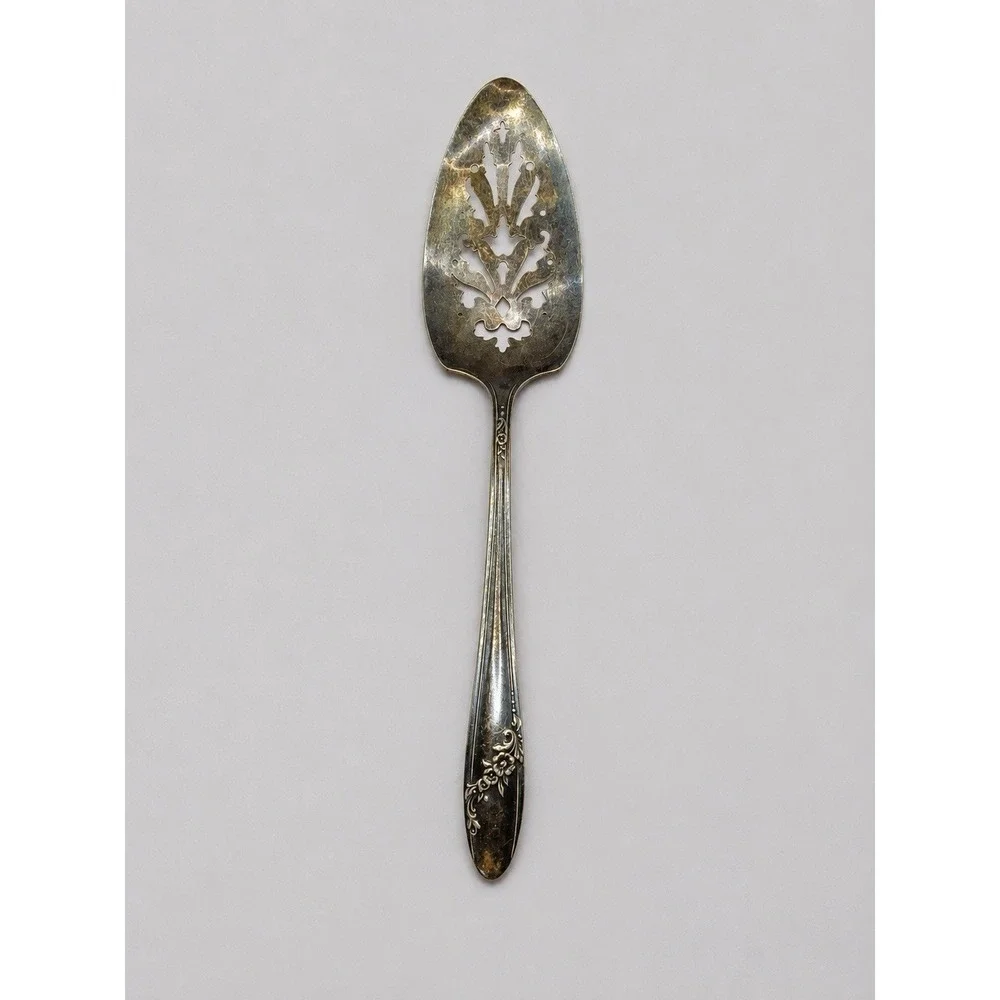 Vintage Tudor Plate Oneida Community Silverplate Pierced Pie / Cake Server